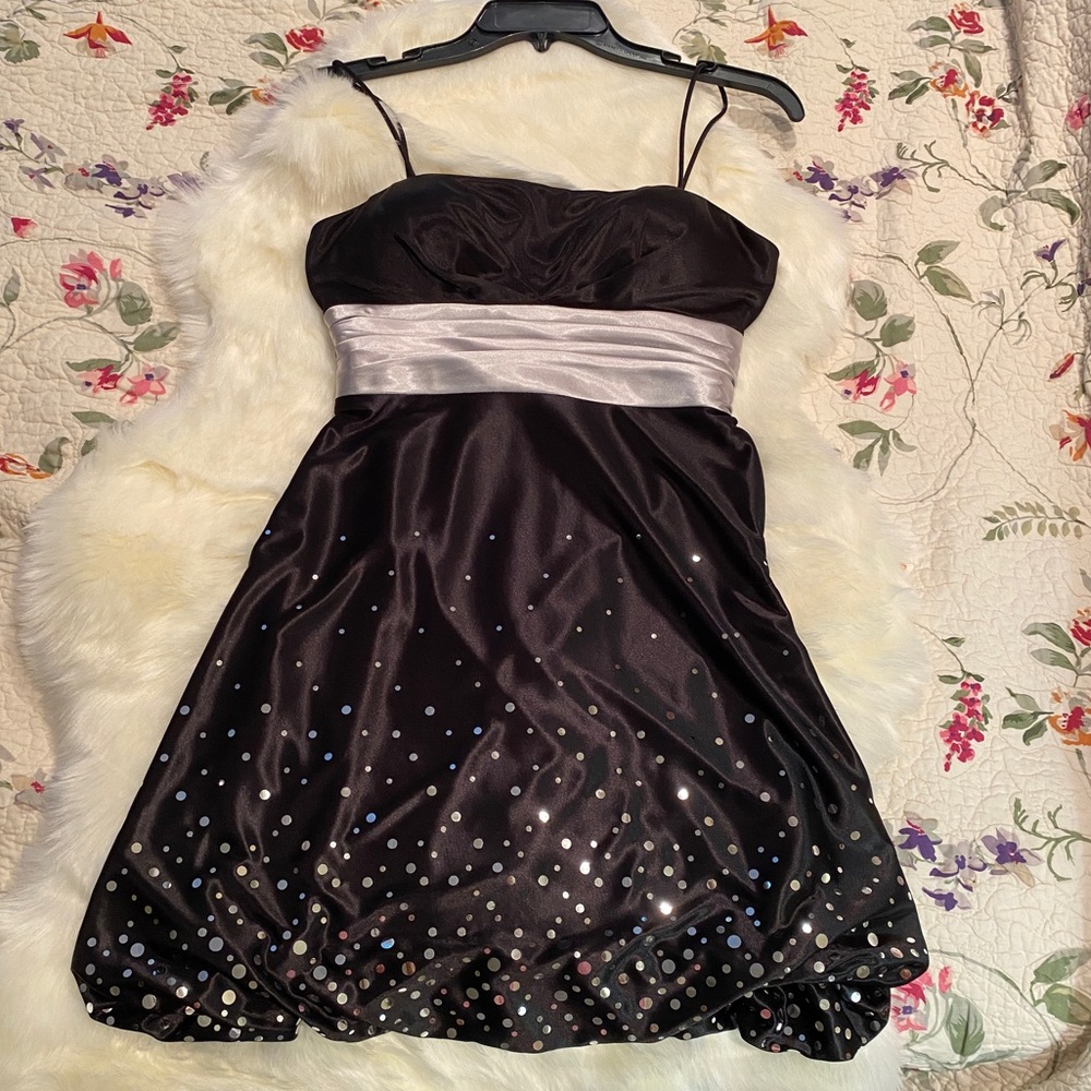 NWT Jump Apparel Macy’s black glitter dress
